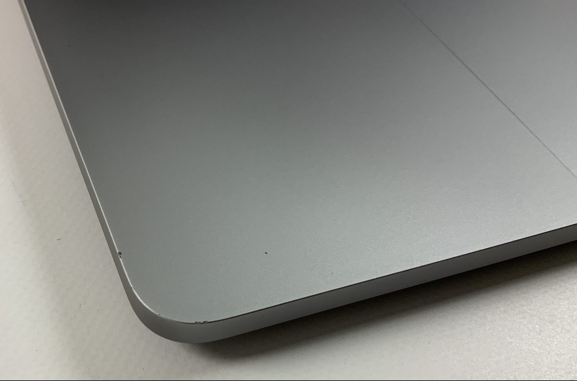 MacBook Pro 13" 2TBT Mid 2020 (Intel Quad-Core i5 1.4 GHz 8 GB RAM 256 GB SSD), Space Gray, Intel Quad-Core i5 1.4 GHz, 8 GB RAM, 256 GB SSD, Kuva 3